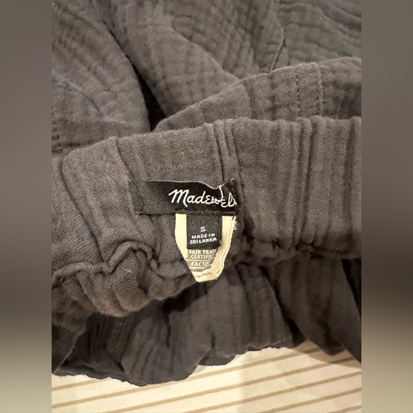 Madewell 100% cotton shorts. Size small. - Picture 4 of 4